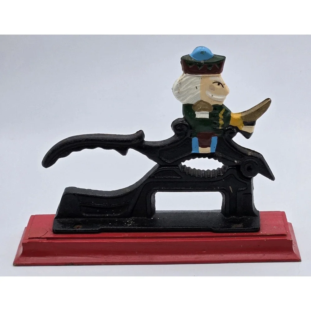 Vintage Figural Cast Iron Nutcracker Lever Press Folk Art Old School Collectible
